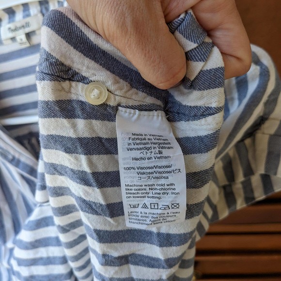 Madewell Women's size M Medium Central Button Down Shirt in Pompano Stripe - Picture 5 of 7